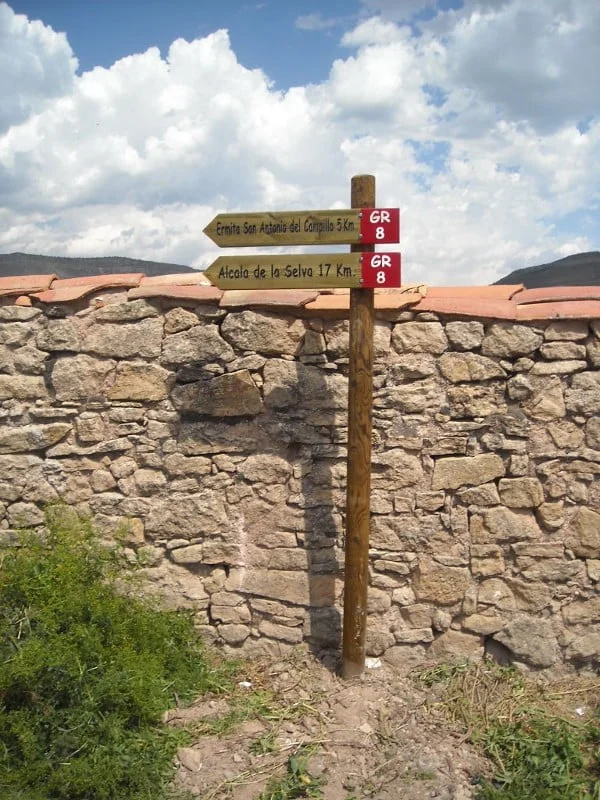 Flechas y carteles de señalización de madera para exterior - Imagen 9